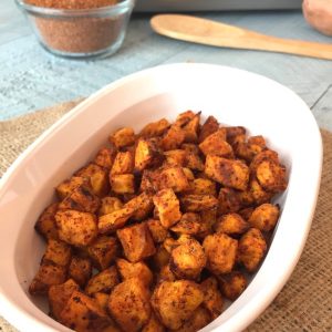 Easy Roasted Sweet Potato Bites | www.withpeanutbutterontop.com