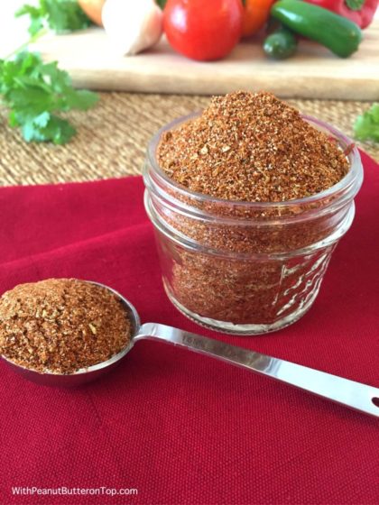 Homemade Taco Seasoning | www.withpeanutbutterontop.com