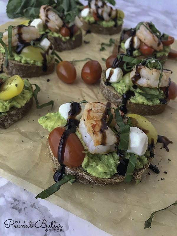 Lemon Shrimp and Avocado Caprese | www.withpeanutbutterontop.com