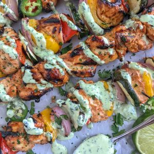 Yogurt Marinated Fajita Lime Chicken Kebabs - an easy, skinny and flavorful version of kebabs. Crisp on the outside, tender and juice on the inside. #chickenkebabs #grilled #grill | https://withpeanutbutterontop.com