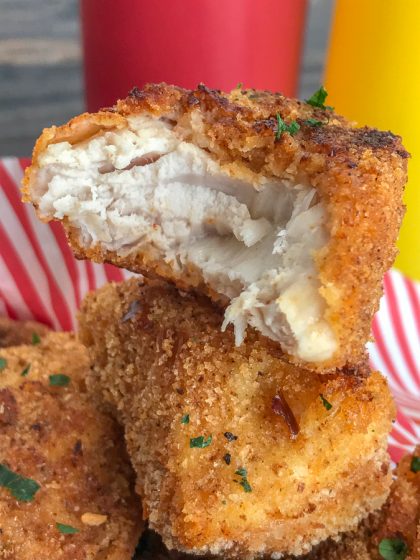 Baked Crispy Spicy Chicken Nuggets - a simple & healthier baked version of the fast food spicy chicken nuggets we all know and love! #bakednuggets #chickennuggets #spicynuggets #healthy | https://withpeanutbutterontop.com