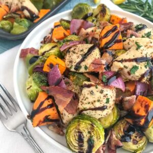 Sheet Pan Lemon Balsamic Chicken and Vegetables - a super simple recipe full of flavor and vegetables! Comes together in 35 minutes or less! Perfect for meal prep, lunches, or if you're simply looking to change up your eating routine! #mealprep #sheetpan #sheetpanrecipes #healthy | https://withpeanutbutterontop.com