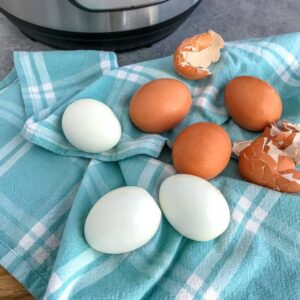 Instant Pot Hard Boiled Eggs - Learn the BEST, easiest way to quickly cook and peel hard boiled eggs right in your Instant Pot! A super simple, proven method you are going to love! #instantpot #hardboiledeggs #easy | https://withpeanutbutterontop.com